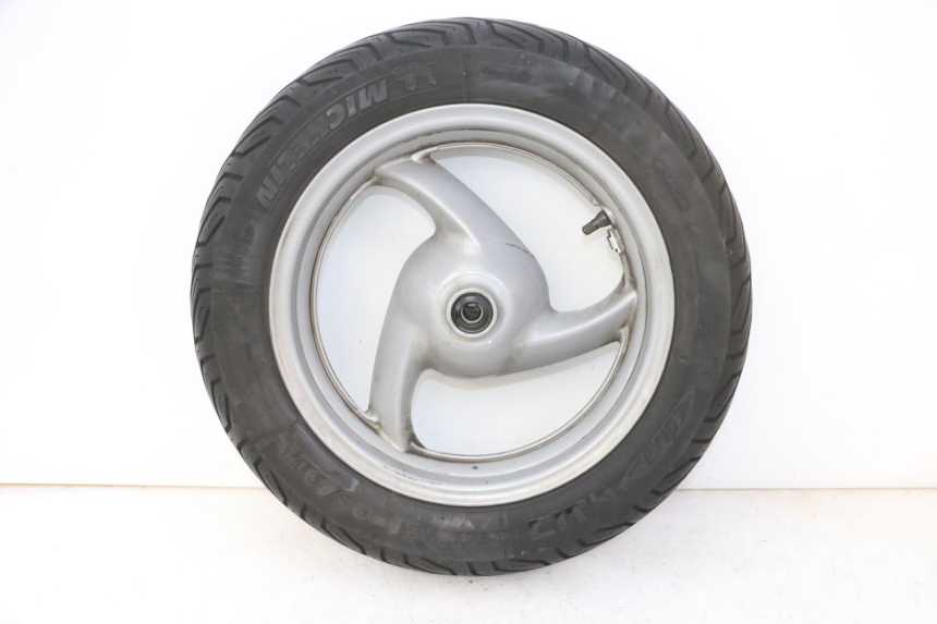 photo de CERCHIO ANTERIORE E PNEUMATICO HONDA FES S-WING SWING ABS 125 (2007 - 2015)