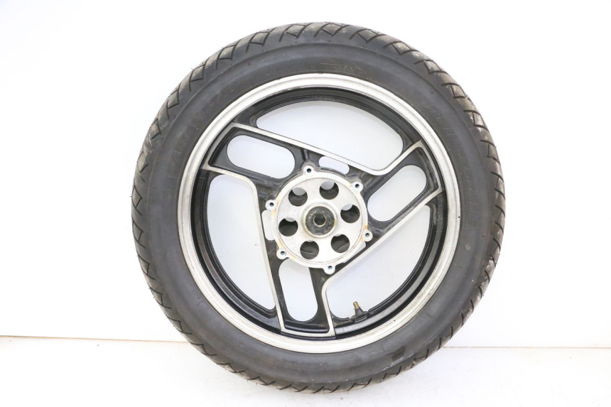 photo de CERCHIO ANTERIORE E PNEUMATICO YAMAHA FJ 36Y 1100 (1984 - 1985)