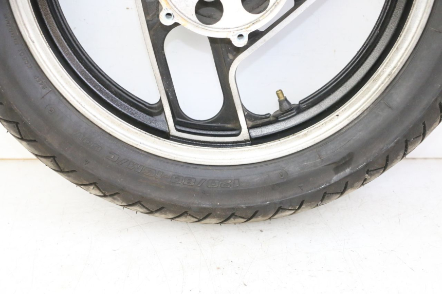 photo de CERCHIO ANTERIORE E PNEUMATICO YAMAHA FJ 36Y 1100 (1984 - 1985)