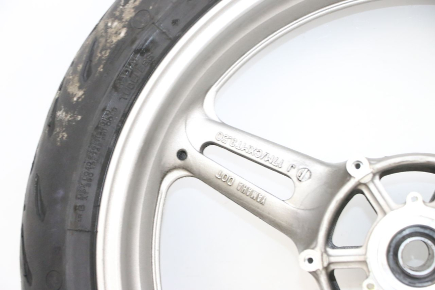 photo de CERCHIO ANTERIORE E PNEUMATICO YAMAHA FJR ABS 1300 (2006 - 2012) - Zoom sui componenti