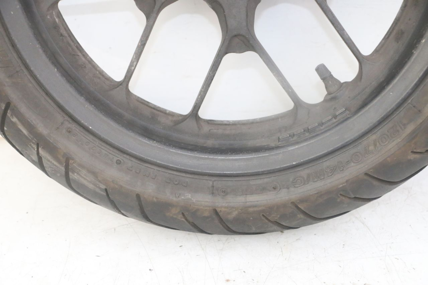 photo de CERCHIO ANTERIORE E PNEUMATICO HONDA FORZA ABS 300 (2013 - 2019)