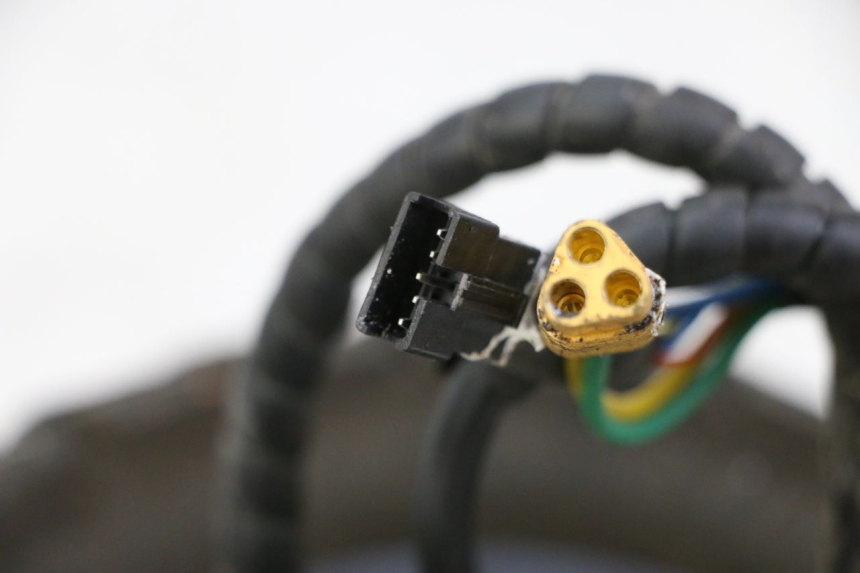 photo de CERCHIO ANTERIORE E PNEUMATICO KUKIRIN G2 MASTER 1