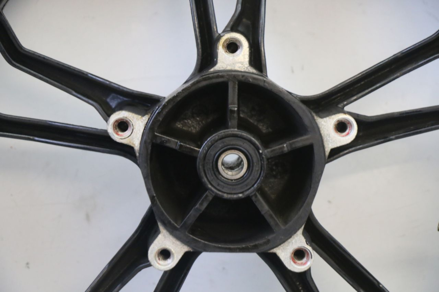photo de CERCHIO ANTERIORE E PNEUMATICO SYM JET 14 4T 50 (2018 - 2022)