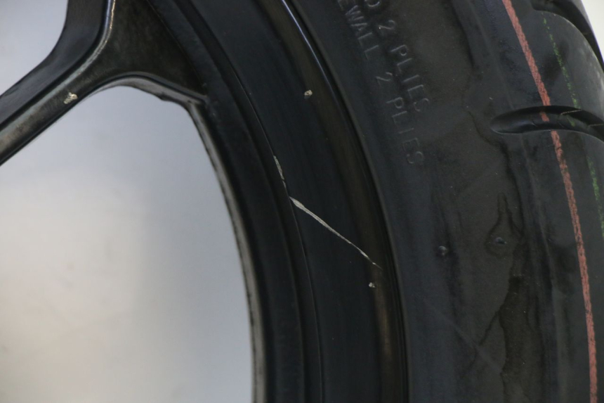 photo de CERCHIO ANTERIORE E PNEUMATICO SYM JET 14 4T 50 (2018 - 2022)