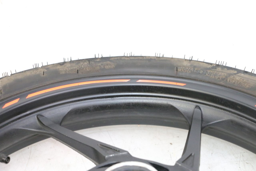 photo de CERCHIO ANTERIORE E PNEUMATICO KIDEN KD125-G 125 (2018 - 2022)