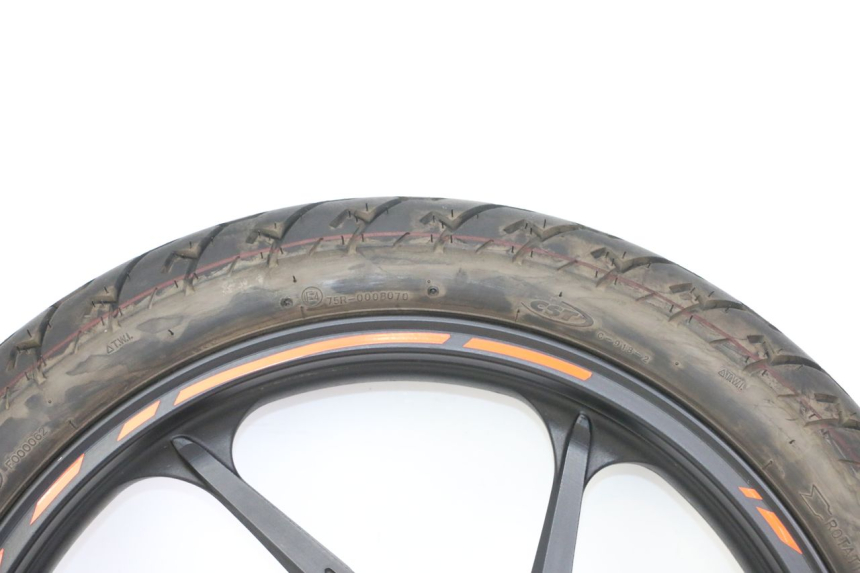 photo de CERCHIO ANTERIORE E PNEUMATICO KIDEN KD125-G 125 (2018 - 2022)