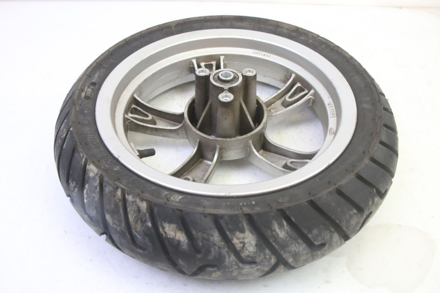 photo de CERCHIO ANTERIORE E PNEUMATICO PEUGEOT KISBEE 4T 50 (2018 - 2022)