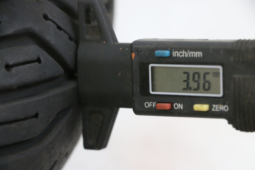 photo de CERCHIO ANTERIORE E PNEUMATICO PEUGEOT KISBEE 4T 50 (2010 - 2017)