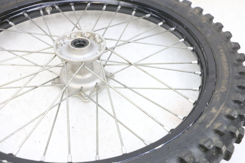 photo de CERCHIO ANTERIORE E PNEUMATICO KAWASAKI KXF KX-F 250 (2017 - 2019) - Altra angolazione