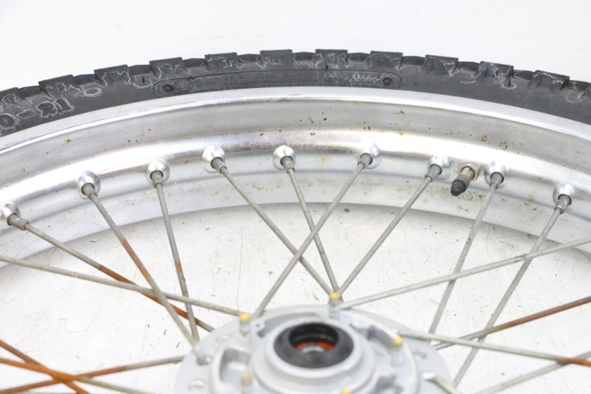 photo de CERCHIO ANTERIORE E PNEUMATICO KYMCO STRYKER OFF ROAD 125 (1999 - 2005)
