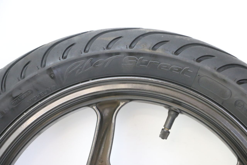 photo de CERCHIO ANTERIORE E PNEUMATICO LIGIER PULSE 3 1 (2014 - 2020)