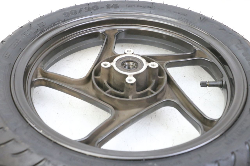 photo de CERCHIO ANTERIORE E PNEUMATICO LIGIER PULSE 3 1 (2014 - 2020)