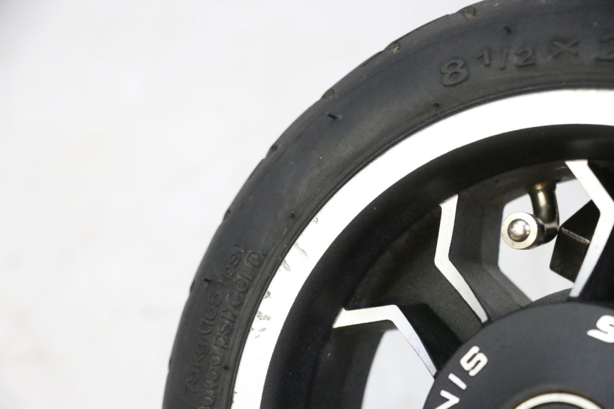 photo de CERCHIO ANTERIORE E PNEUMATICO DUALTRON MINI SPECIAL 1