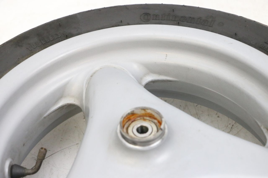 photo de CERCHIO ANTERIORE E PNEUMATICO YAMAHA NEO'S NEOS 2T 50 (1998 - 2007) - Altra angolazione