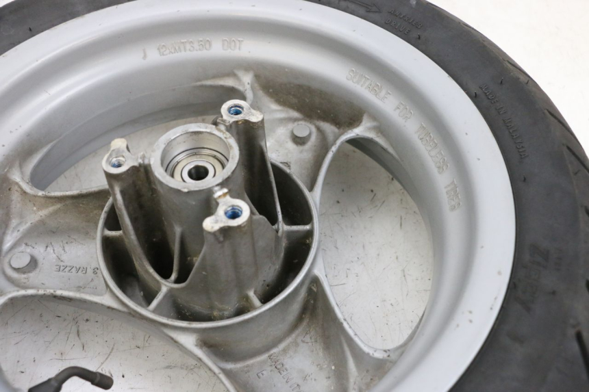 photo de CERCHIO ANTERIORE E PNEUMATICO YAMAHA NEO'S NEOS 2T 50 (1998 - 2007) - Marcature e riferimenti originali