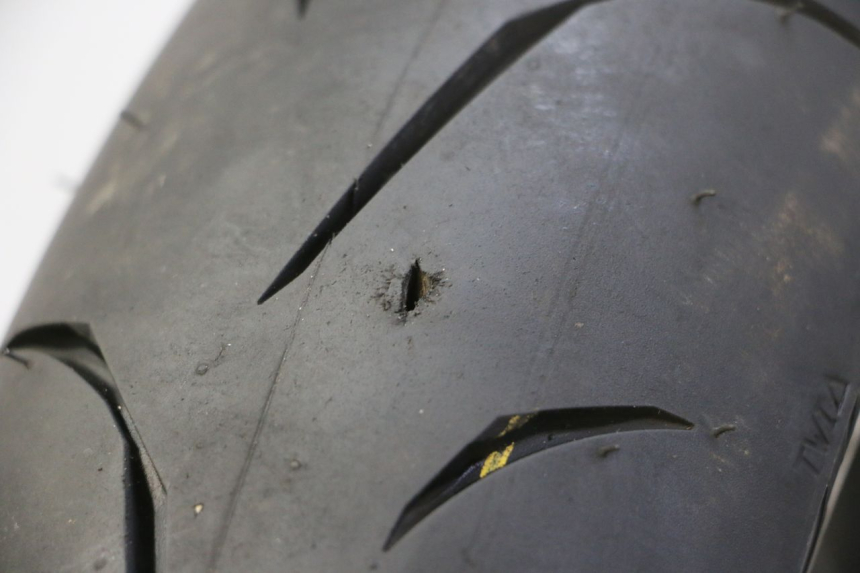 photo de CERCHIO ANTERIORE E PNEUMATICO KYMCO LIKE 4T 50 (2019 - 2025)