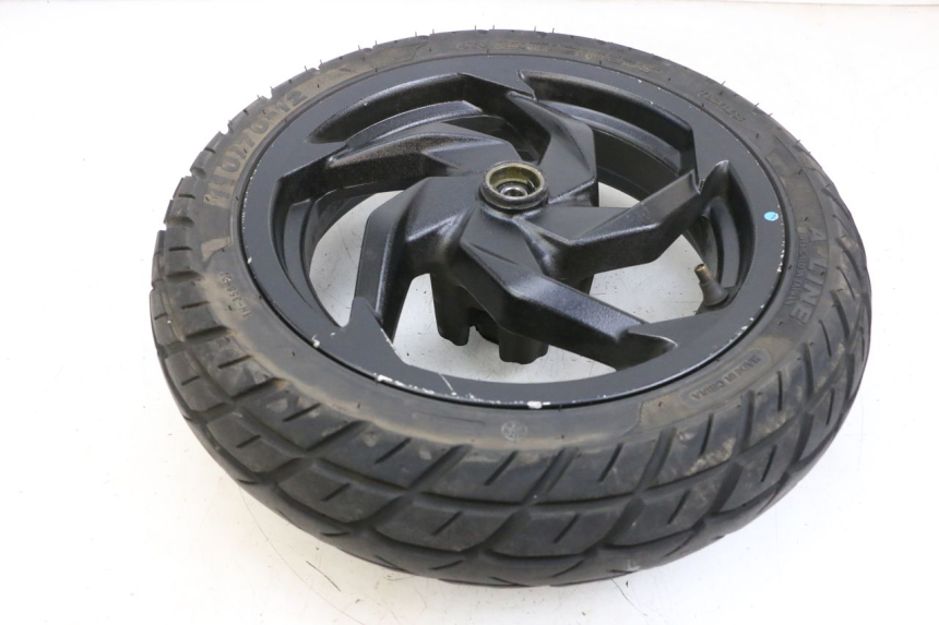 photo de CERCHIO ANTERIORE E PNEUMATICO SYM ORBIT III 3 4T 50 (2021 - 2025) - Ricambio usato controllato