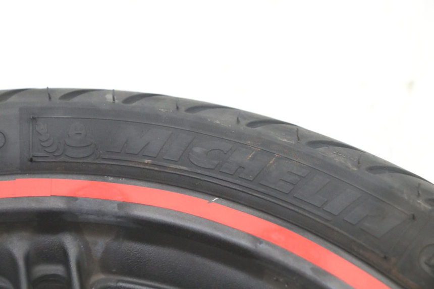 photo de CERCHIO ANTERIORE E PNEUMATICO HONDA PCX (JF57/JF64) 125 (2014 - 2018)