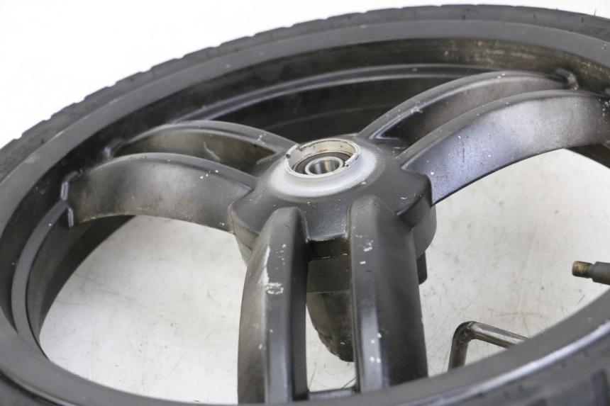photo de CERCHIO ANTERIORE E PNEUMATICO PEUGEOT LUDIX 50 (2008 - 2017)