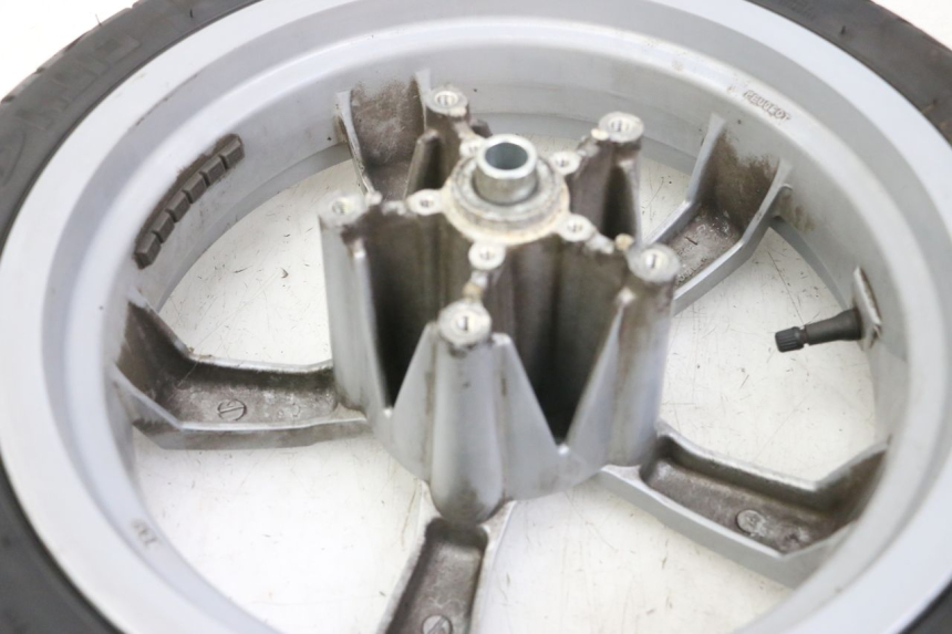 photo de CERCHIO ANTERIORE E PNEUMATICO PEUGEOT SATELIS 125 (2013 - 2018)