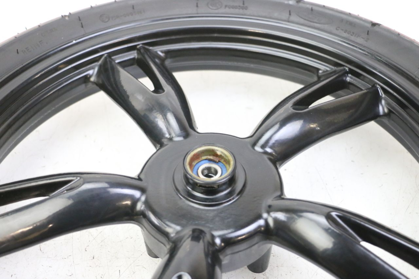 photo de CERCHIO ANTERIORE E PNEUMATICO PEUGEOT TWEET 4T 50 (2023 - 2025)