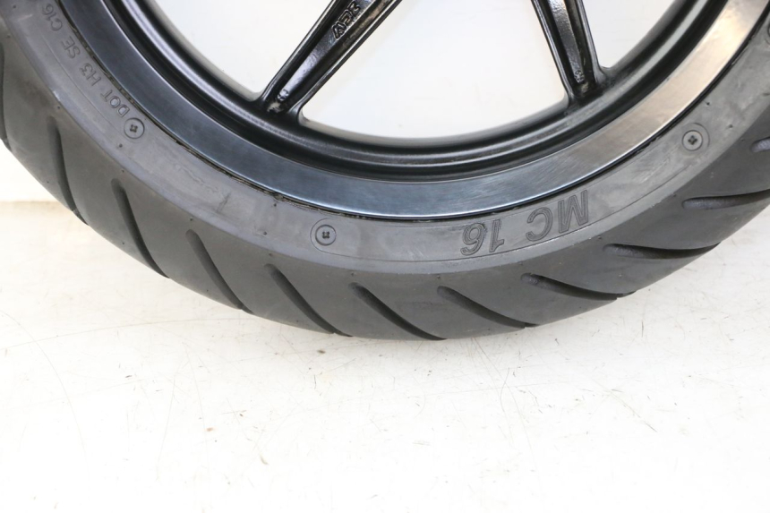 photo de CERCHIO ANTERIORE E PNEUMATICO PIAGGIO NRG POWER PUREJET 50 (2018 - 2021)