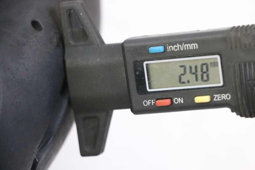 photo de CERCHIO ANTERIORE E PNEUMATICO PIAGGIO ZIP 4T 50 (2018 - 2020)