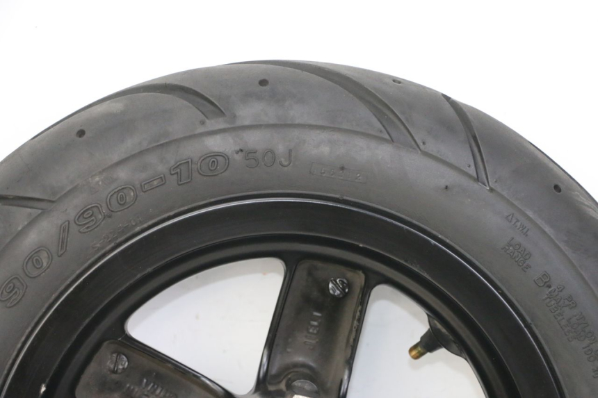 photo de CERCHIO ANTERIORE E PNEUMATICO PIAGGIO ZIP 4T 50 (2018 - 2020)