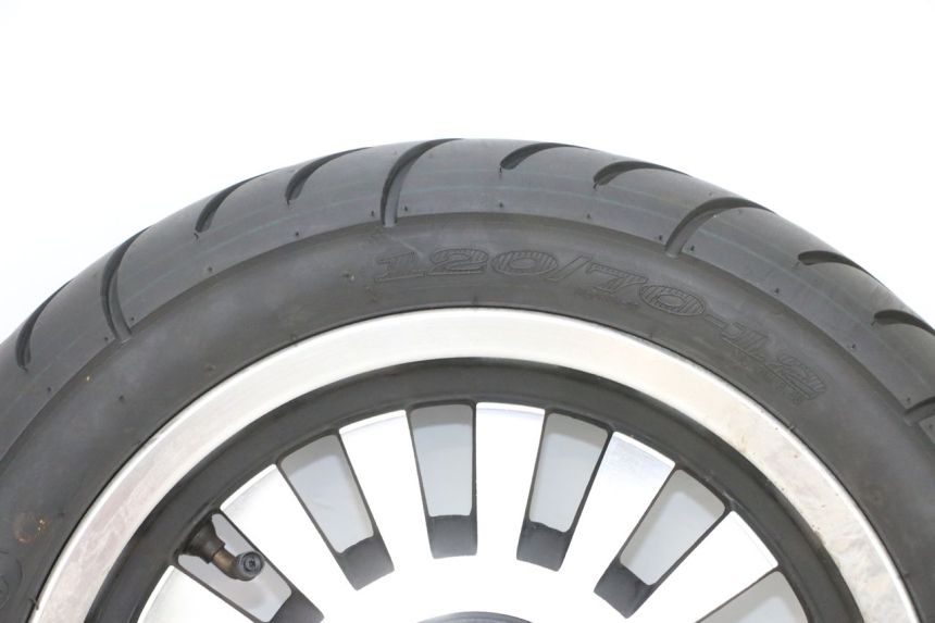 photo de CERCHIO ANTERIORE E PNEUMATICO EFUN PUSA 1 - Ricambio usato controllato