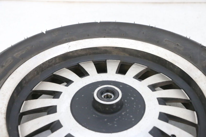 photo de CERCHIO ANTERIORE E PNEUMATICO EFUN PUSA 1 - Ricambio usato controllato