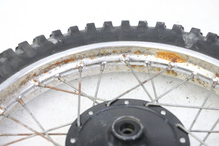 photo de CERCHIO ANTERIORE E PNEUMATICO YAMAHA PW 80 (1983 - 2014)