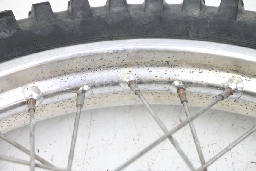 photo de CERCHIO ANTERIORE E PNEUMATICO YAMAHA PW 80 (1983 - 2014)