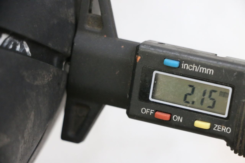 photo de CERCHIO ANTERIORE E PNEUMATICO BMW R GS 1250 (2021 - 2024) - Dettaglio del componente