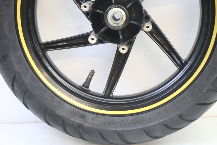 photo de CERCHIO ANTERIORE E PNEUMATICO GILERA RUNNER SP 50 (2006 - 2008)