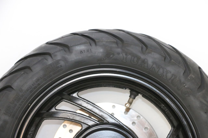 photo de CERCHIO ANTERIORE E PNEUMATICO JM MOTORS SANTANA 50 (2014 - 2023) - Ricambio usato controllato