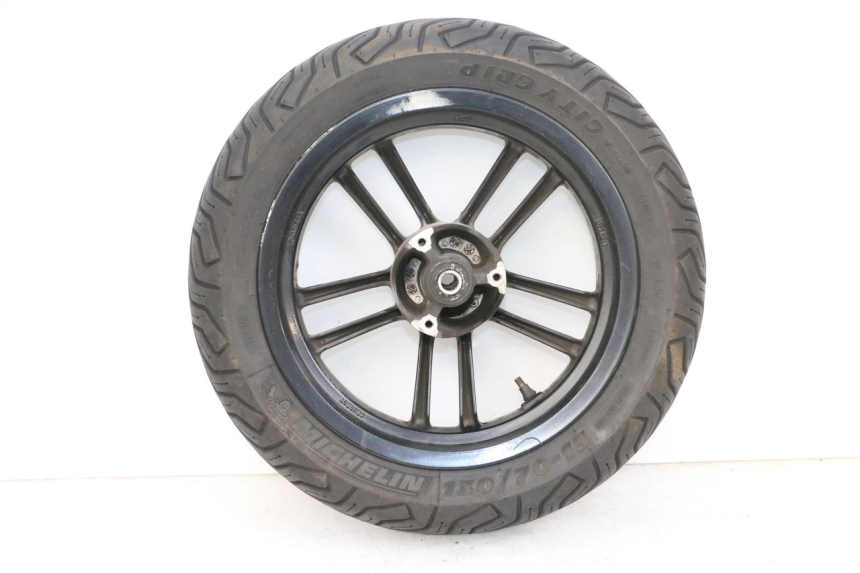 photo de CERCHIO ANTERIORE E PNEUMATICO PEUGEOT SPEEDFIGHT 4 4T EFI 50 (2021 - 2025) - Dettaglio del componente