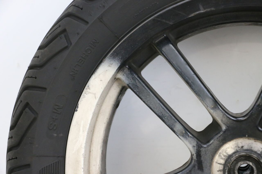 photo de CERCHIO ANTERIORE E PNEUMATICO PEUGEOT SPEEDFIGHT 4 4T EFI 50 (2021 - 2025) - Altra vista dell'articolo