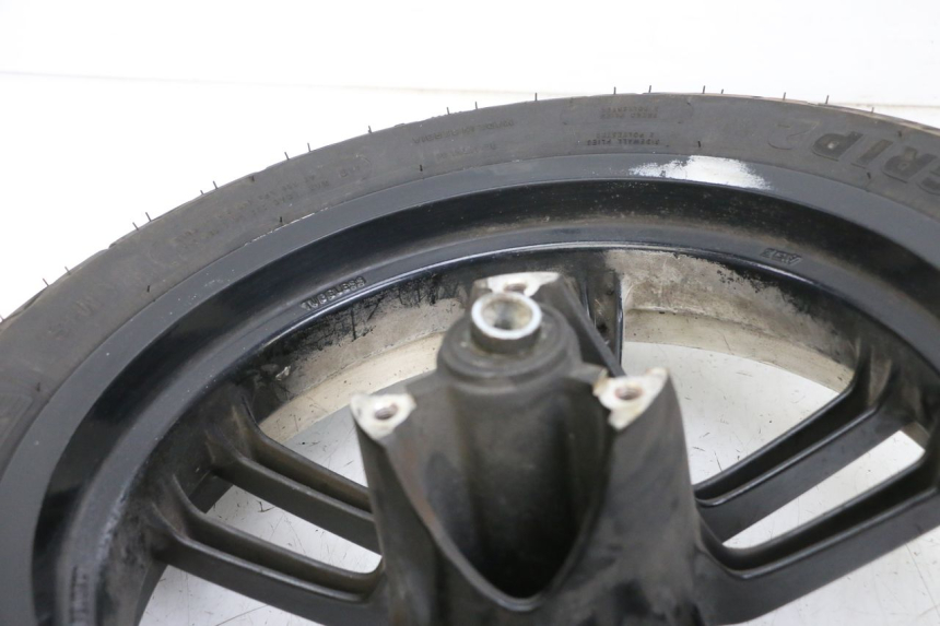 photo de CERCHIO ANTERIORE E PNEUMATICO PEUGEOT SPEEDFIGHT 4 4T EFI 50 (2021 - 2025) - Altra angolazione