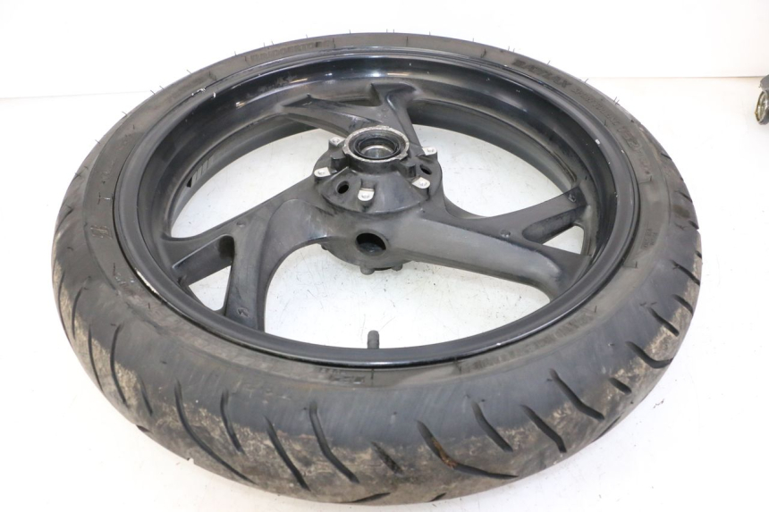 photo de CERCHIO ANTERIORE E PNEUMATICO HONDA ST PAN EUROPEAN 1300 (2002 - 2013)