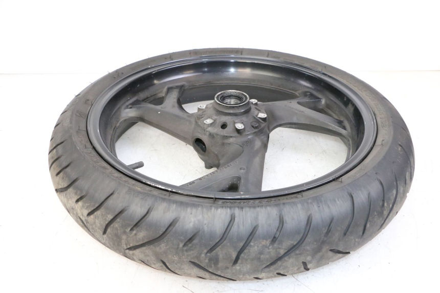 photo de CERCHIO ANTERIORE E PNEUMATICO HONDA ST PAN EUROPEAN 1300 (2002 - 2013)
