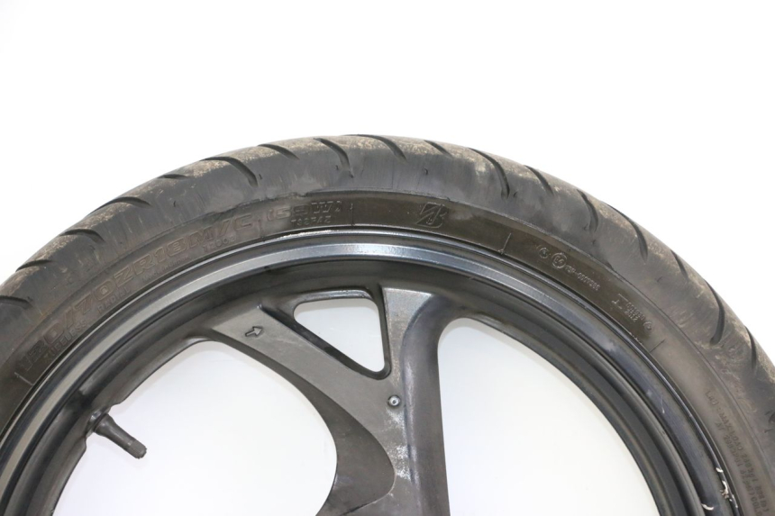 photo de CERCHIO ANTERIORE E PNEUMATICO HONDA ST PAN EUROPEAN 1300 (2002 - 2013)