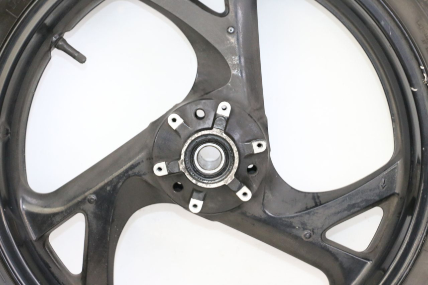 photo de CERCHIO ANTERIORE E PNEUMATICO HONDA ST PAN EUROPEAN 1300 (2002 - 2013)
