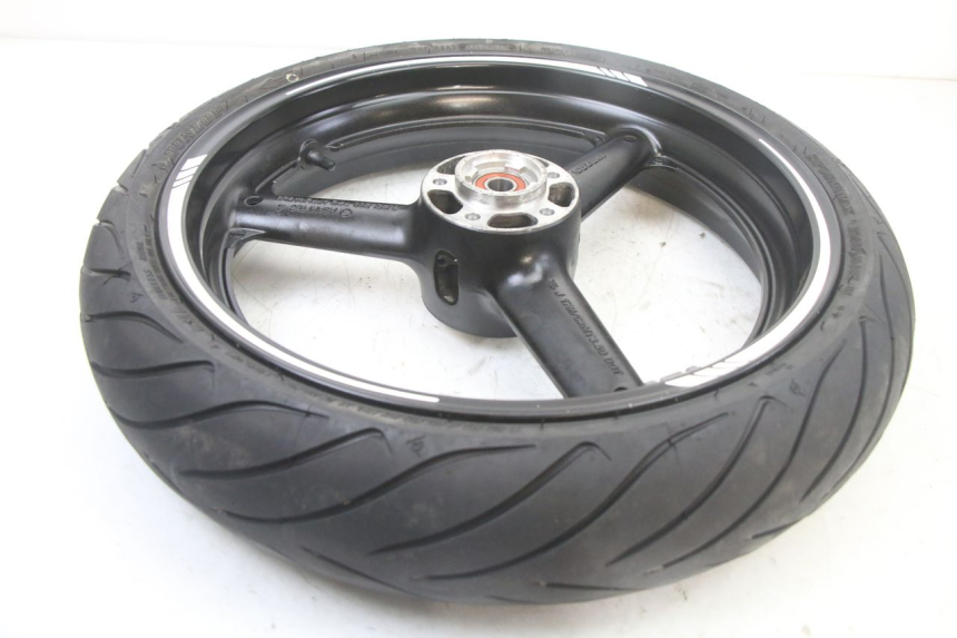 photo de CERCHIO ANTERIORE E PNEUMATICO SUZUKI GSF S BANDIT 600 (2000 - 2004)