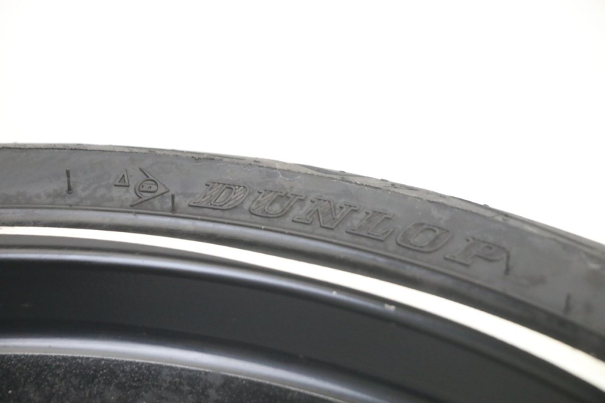 photo de CERCHIO ANTERIORE E PNEUMATICO SUZUKI GSF S BANDIT 600 (2000 - 2004)