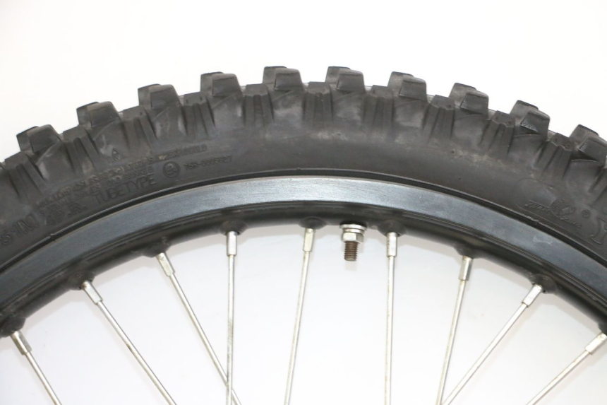 photo de CERCHIO ANTERIORE E PNEUMATICO SMALL MX THUNDER 250