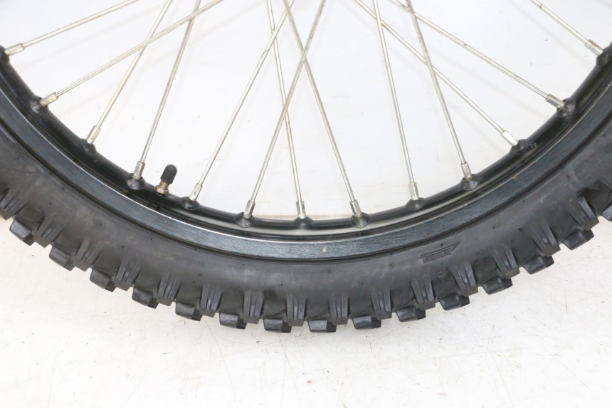 photo de CERCHIO ANTERIORE E PNEUMATICO SMALL MX THUNDER 250