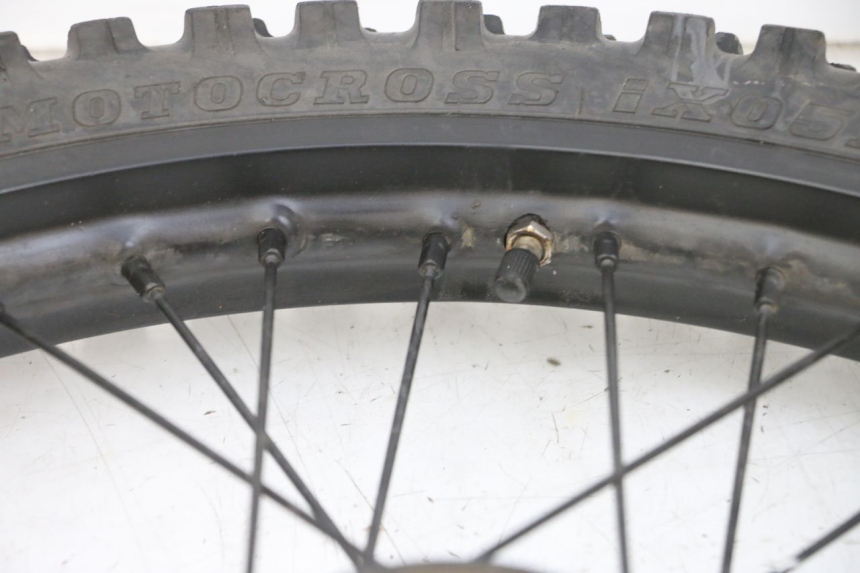 photo de CERCHIO ANTERIORE E PNEUMATICO YAMAHA TTR 125 (2000 - 2020) - Vista d'insieme del prodotto