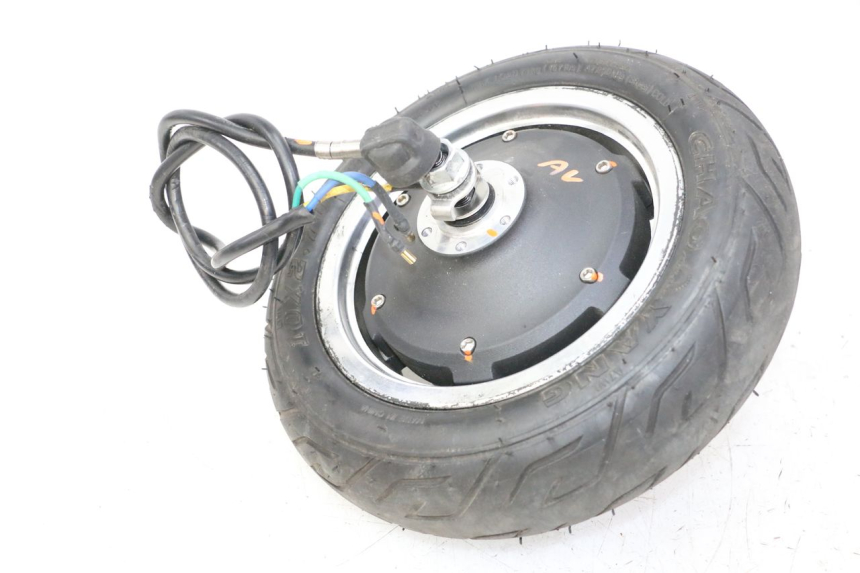 photo de CERCHIO ANTERIORE E PNEUMATICO DUALTRON VICTOR LIMITED 1