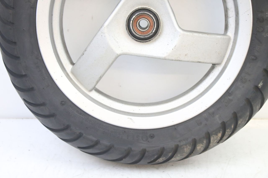 photo de CERCHIO ANTERIORE E PNEUMATICO PEUGEOT VIVACITY NEW 2T 50 (2008 - 2017)