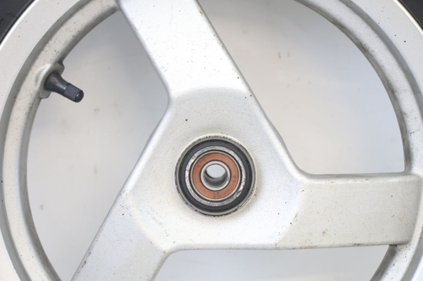 photo de CERCHIO ANTERIORE E PNEUMATICO PEUGEOT VIVACITY NEW 2T 50 (2008 - 2017)